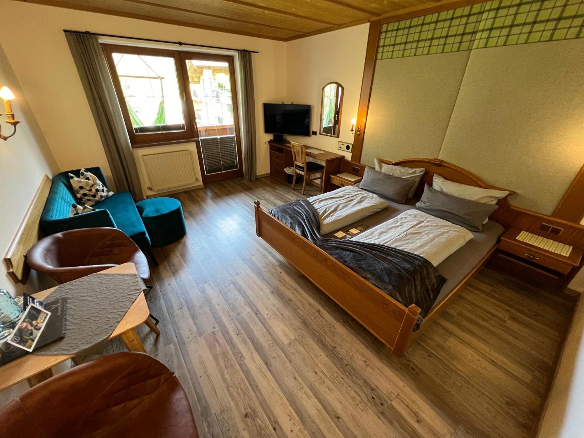 Alpenhotel Tyrol - B&B Konzepthotel - Adults Only Pertisau Exterior photo